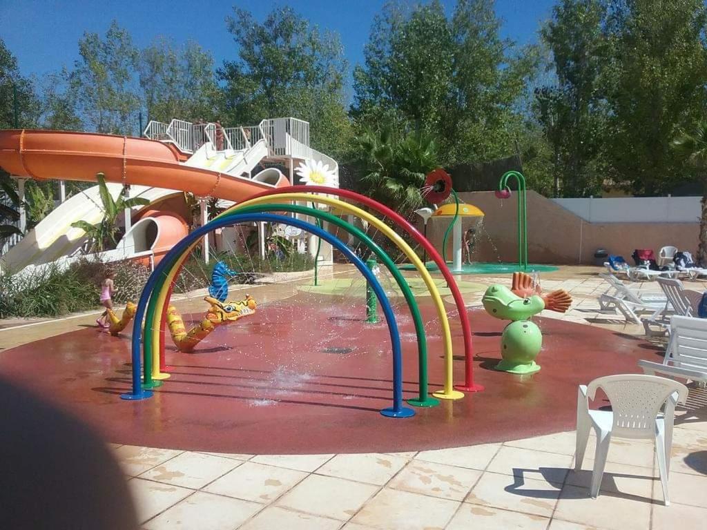Camping Les Sables Du Midi Valras-Plage Exterior foto